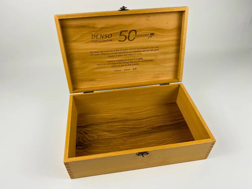 Wooden Presentation Boxes, Wooden Gift Boxes, Corporate Gift Boxes, Wooden Boxes, Custom Wooden Boxes, Bespoke Wooden Boxes, Made To Order Wooden Boxes